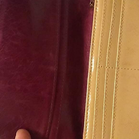 Tory Burch wallet - Picture 3 of 6